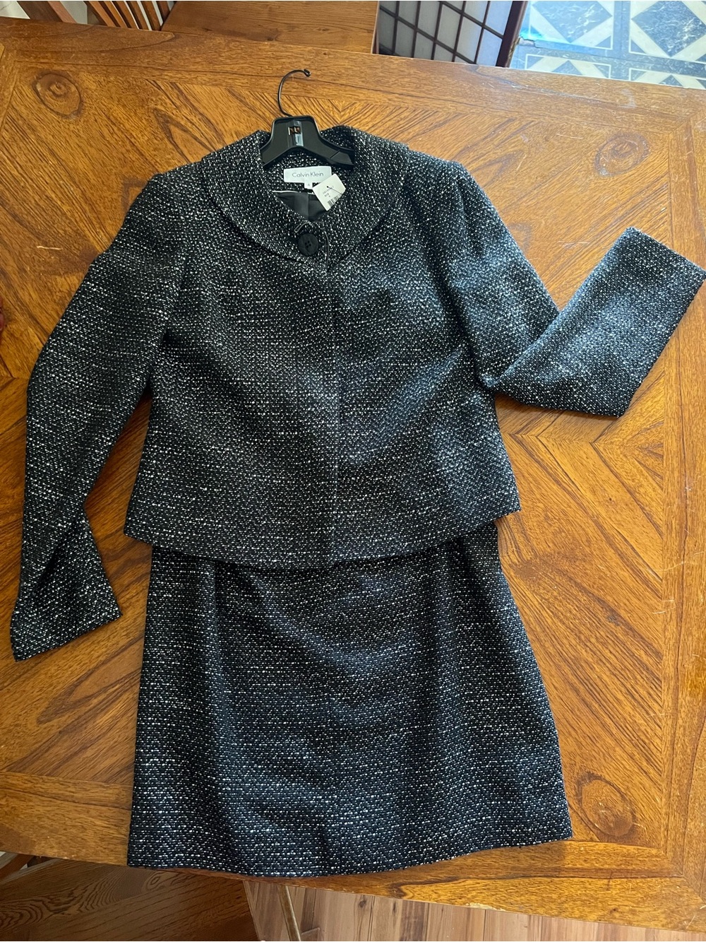 Calvin Klein Jackie O–Style Two-Piece Skirt Suit 
Jacket Size 6 • Skirt Size 10